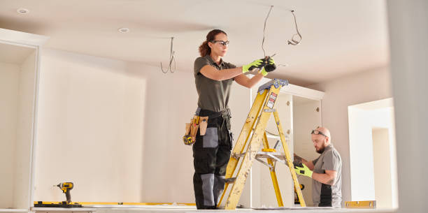 Best Affordable Emergency Electrician  in Blanchester, OH